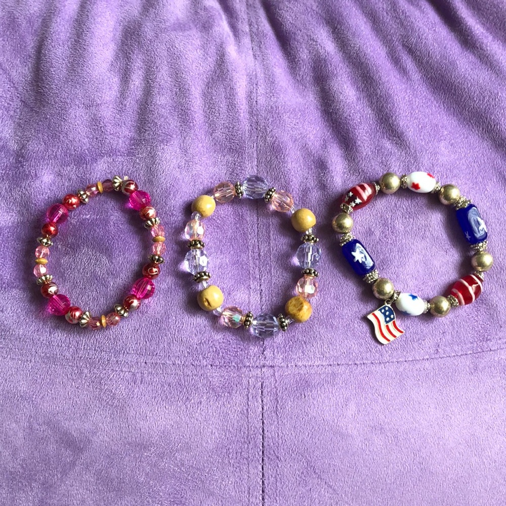 Bracelet that stretch